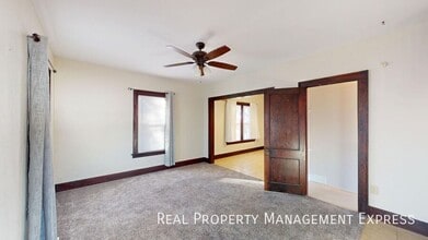 3 Bedroom 1 Bathroom Home For Rent In Sioux Falls in Sioux Falls, SD - Building Photo - Building Photo