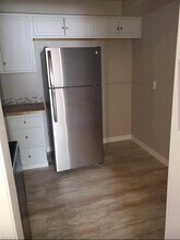 2868 Noble Rd-Unit -13 in Cleveland Heights, OH - Building Photo - Building Photo