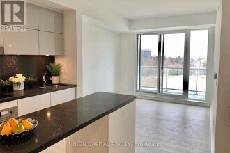 18 Rouge Valley Dr W in Markham, ON - Building Photo - Building Photo