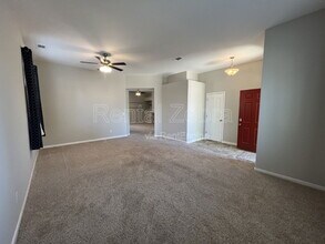 335 Tashima Dr in Livingston, CA - Building Photo - Building Photo