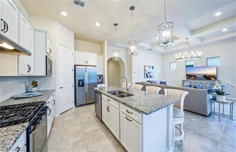 9644 Everglades Dr in Naples, FL - Building Photo - Building Photo
