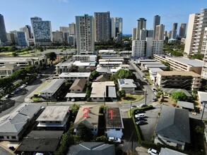 574 Lauiki St in Honolulu, HI - Building Photo - Primary Photo