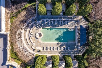 The Vendome on Turtle Creek in Dallas, TX - Foto de edificio - Building Photo