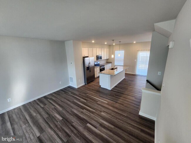 1236 Red Clover Ln in Ranson, WV - Building Photo - Building Photo