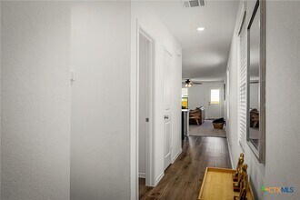 175 Amber Gln in Maxwell, TX - Building Photo - Building Photo