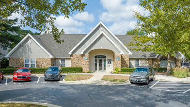 Village Green Student Housing in Raleigh, NC - Building Photo - Building Photo