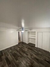 3411 Lyons Rd in Austin, TX - Foto de edificio - Building Photo