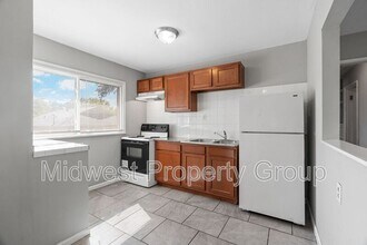 1700 Newhall Ct in St. Louis, MO - Building Photo - Building Photo