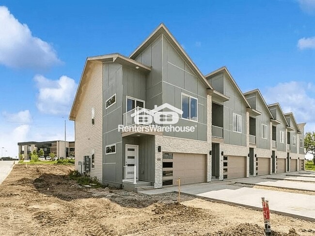 property at 15588 Rocklyn Pl