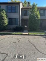 14 Pheasant Run in Edison, NJ - Building Photo
