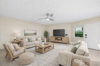 293 Normandy G in Delray Beach, FL - Building Photo - Building Photo