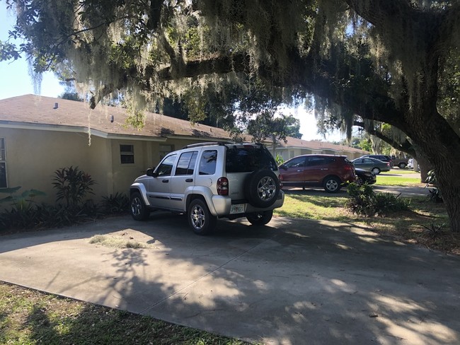 304-404 S 14th St in Fort Pierce, FL - Building Photo - Building Photo