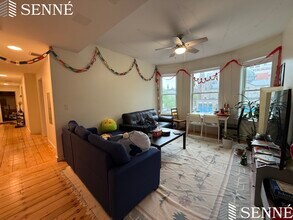 23 Magazine St, Unit 3 in Cambridge, MA - Building Photo - Building Photo
