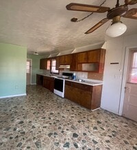 614 Lamb Dr in Franklin, KY - Building Photo - Building Photo