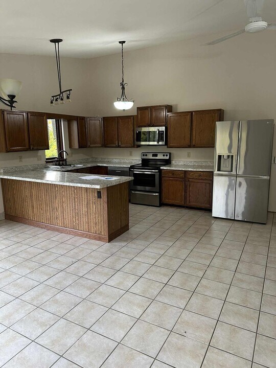 5314 N Cook St in McFarland, WI - Building Photo