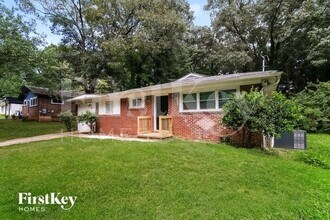 1836 Evans Dr SW in Atlanta, GA - Building Photo - Building Photo