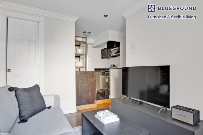 229 1st Ave. in New York, NY - Building Photo - Building Photo