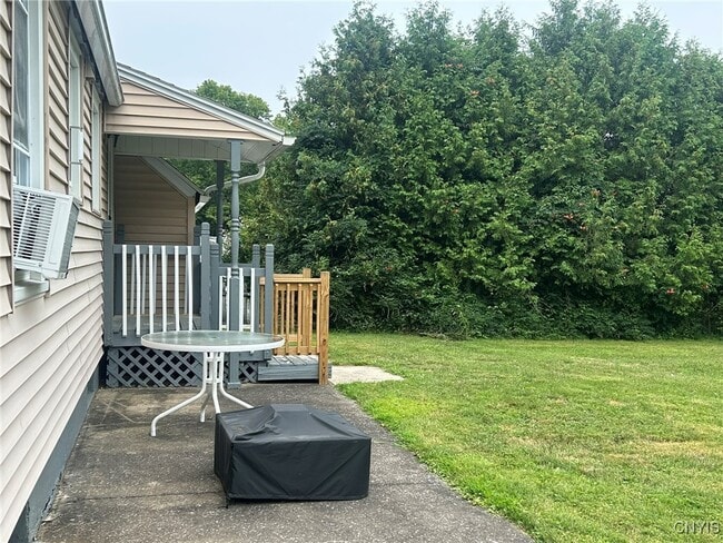 property at 5 Beechwood Rd