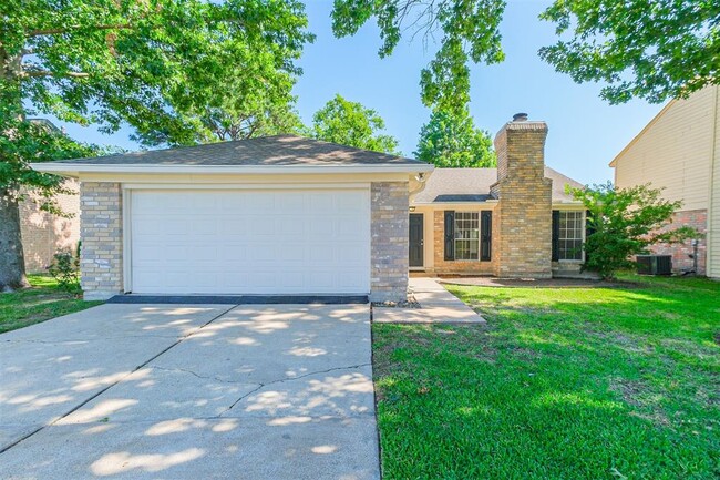 12326 Flaxen Dr in Houston, TX - Building Photo - Building Photo