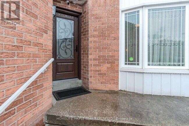 43 Donisi Ave in Vaughan, ON - Building Photo - Building Photo