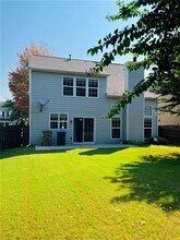 8905 Friarbridge Dr in Suwanee, GA - Building Photo - Building Photo