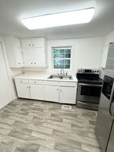 8795 Lula Rd in Gainesville, GA - Building Photo - Building Photo