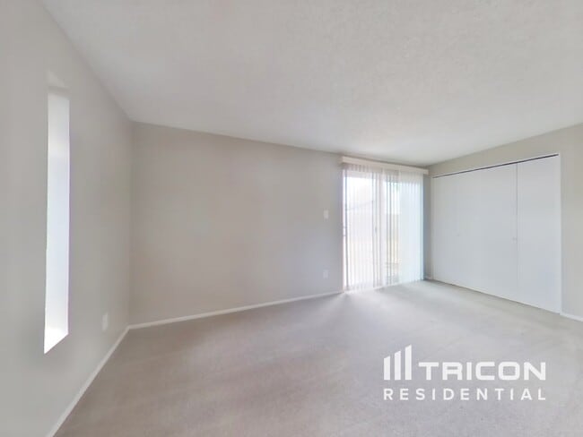 4121 W Griswold Rd in Phoenix, AZ - Building Photo - Building Photo