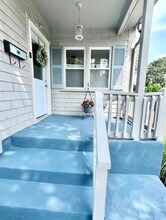 40 Duane St in East Greenwich, RI - Building Photo - Building Photo