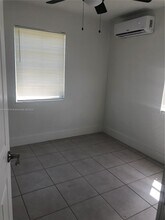 300 NW 97th St in Miami, FL - Building Photo - Building Photo