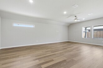 617 Marigold Hl Wy in McKinney, TX - Foto de edificio - Building Photo