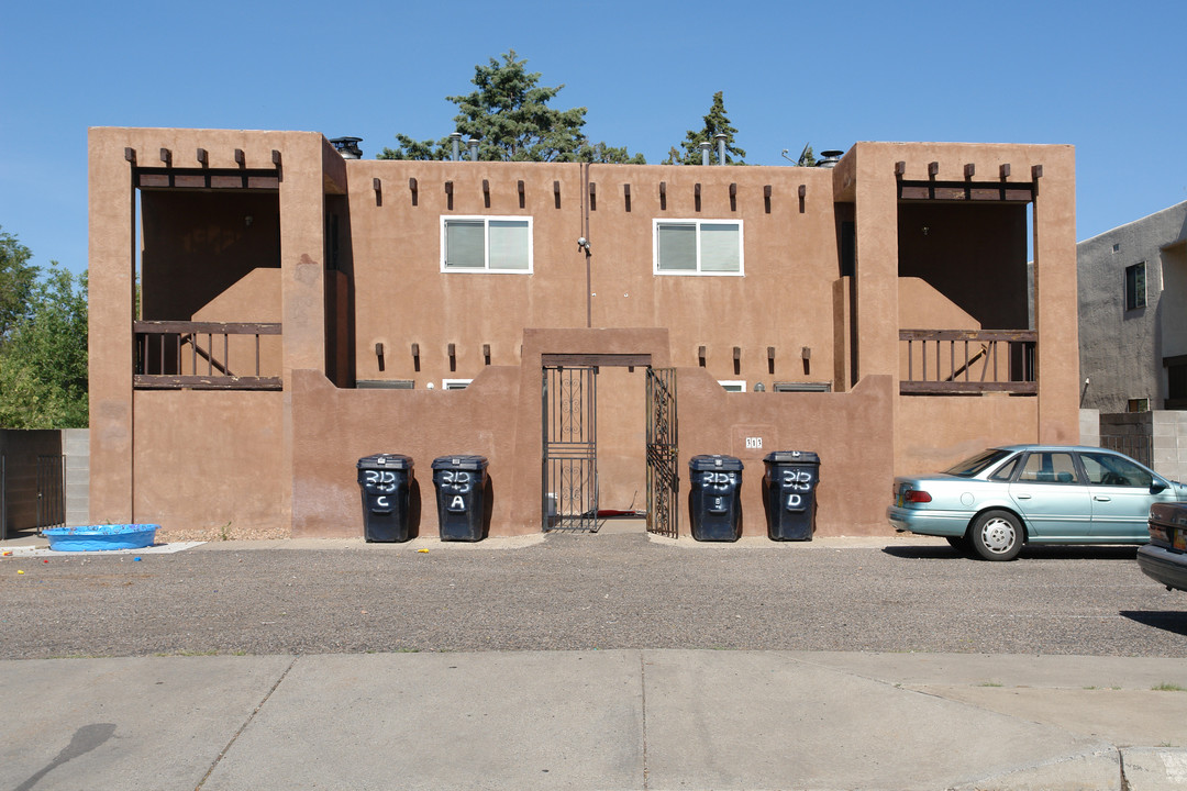 313 Whispering Sands SE in Albuquerque, NM - Building Photo