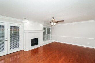 225 Richards Way Dr in Memphis, TN - Building Photo - Building Photo
