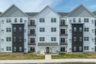 98 Penn Place in Enola, PA - Building Photo