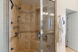 5219 N Winthrop Ave in Chicago, IL - Building Photo - Building Photo