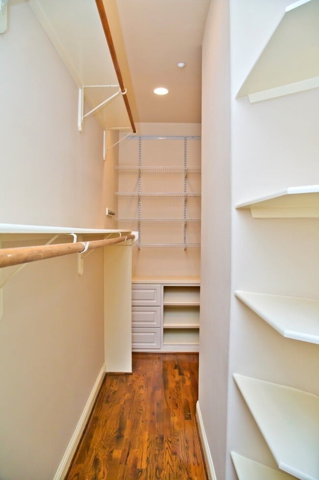 property at 1215 Rosedale St