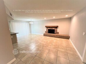 4836 W Mercer Ln in Glendale, AZ - Foto de edificio - Building Photo