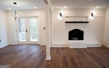 683 Almon Rd in Covington, GA - Building Photo - Building Photo