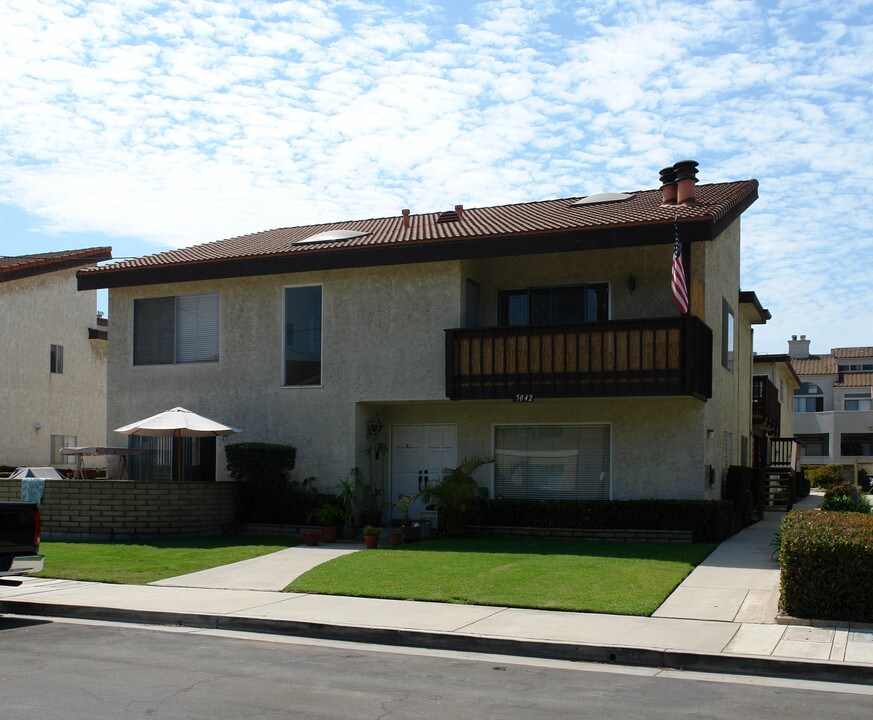 5042 Dunbar Ave in Huntington Beach, CA - Building Photo