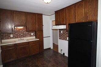 21738 Tuscany Ave in Eastpointe, MI - Building Photo - Building Photo