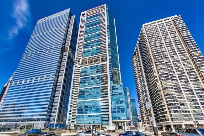 property at 340 E Randolph St