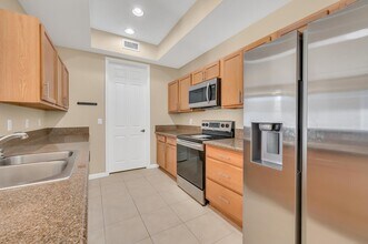10280 SW Stephanie Way in Port St. Lucie, FL - Building Photo - Building Photo