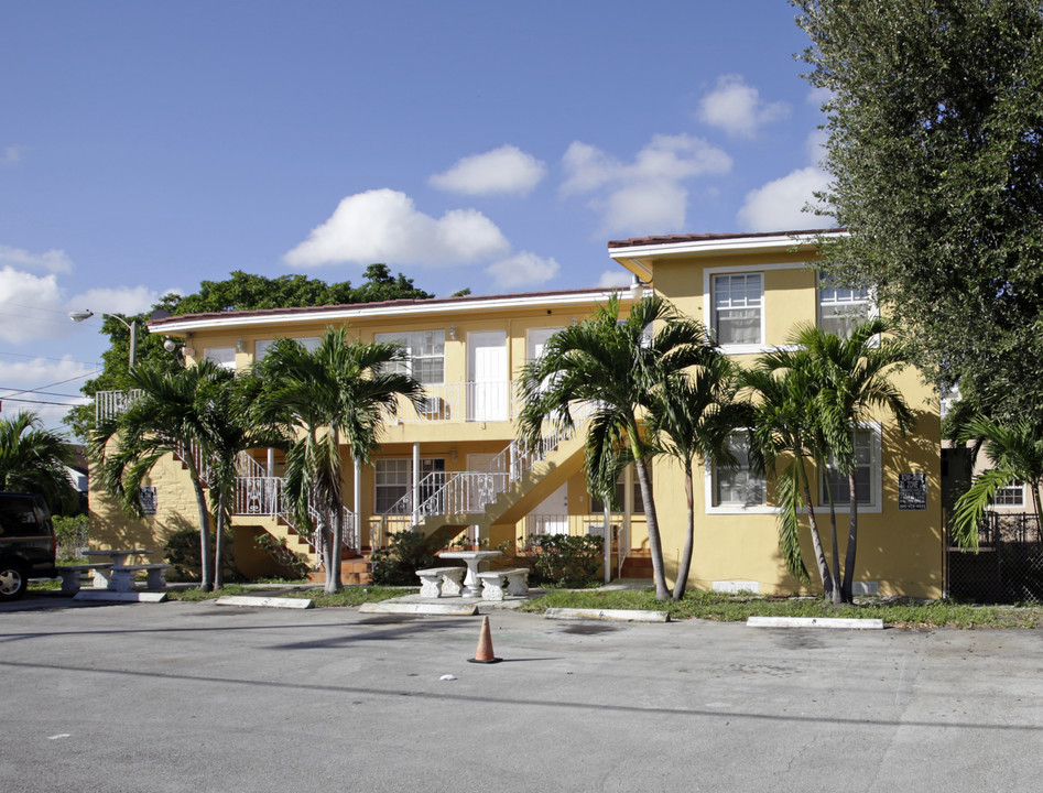 1101 SW 6th St in Miami, FL - Building Photo