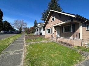 3207 N 7th St in Tacoma, WA - Building Photo - Building Photo