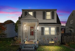 1713 Stanton St in West York, PA - Building Photo