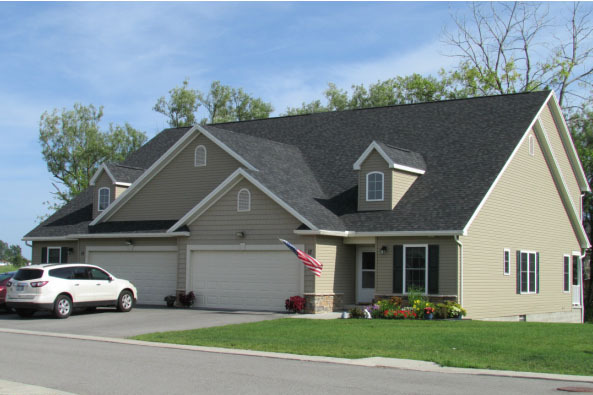 Greenwood Townhomes in Rochester, NY - Building Photo