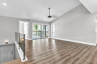 5684 Baywater Dr in Tampa, FL - Building Photo - Building Photo