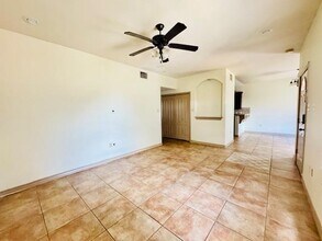 603 Lane St in Laredo, TX - Building Photo - Building Photo