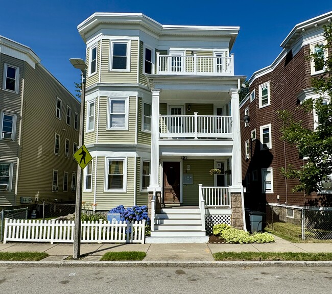 11 Wainwright St, Unit 3
