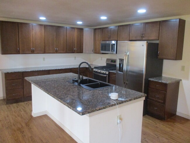 property at 5094 W 109th Cir