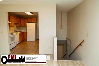 1758 N 27th St in Lincoln, NE - Building Photo - Building Photo